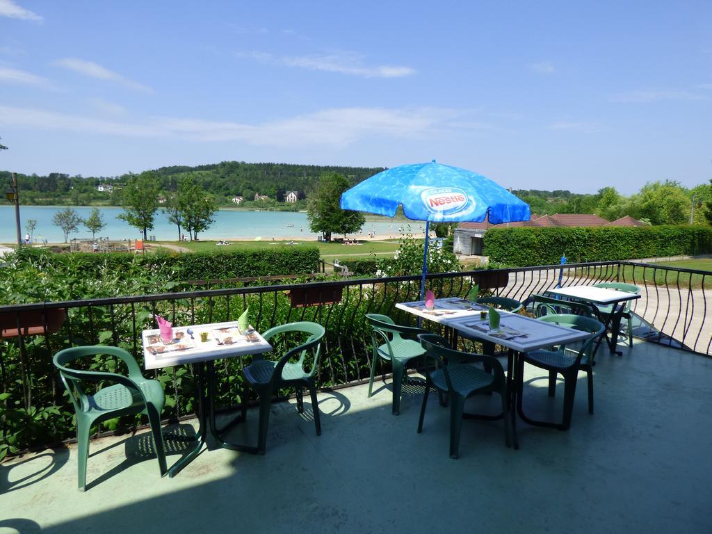 Hotel Restaurant La Chaumiere Du Lac Clairvaux-les-Lacs Luaran gambar